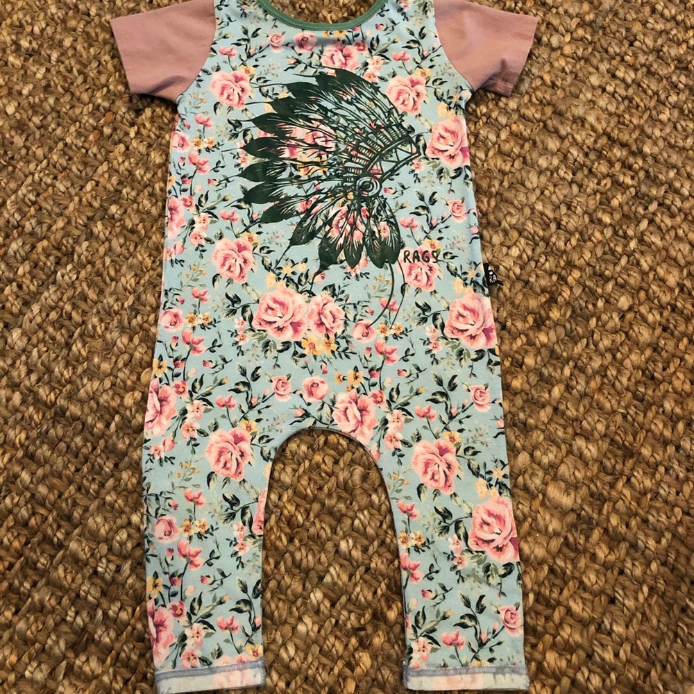 Rags to Raches Native floral size 18/24
